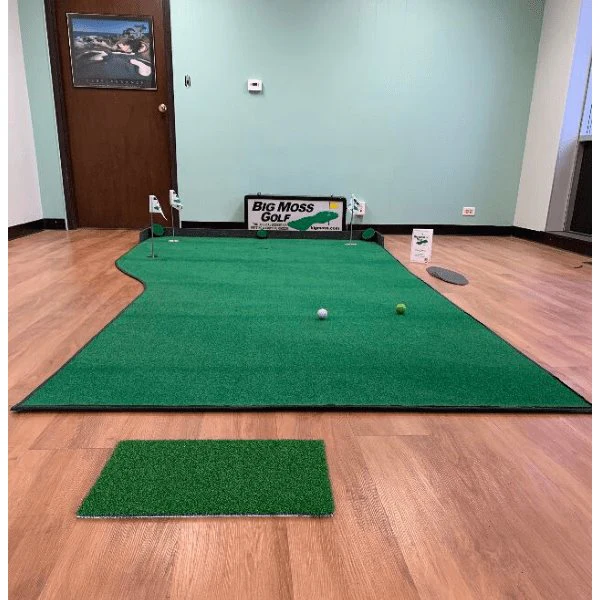 Big Moss Country Club 610 V2 Putting Green & Chipping Mat - Image 3